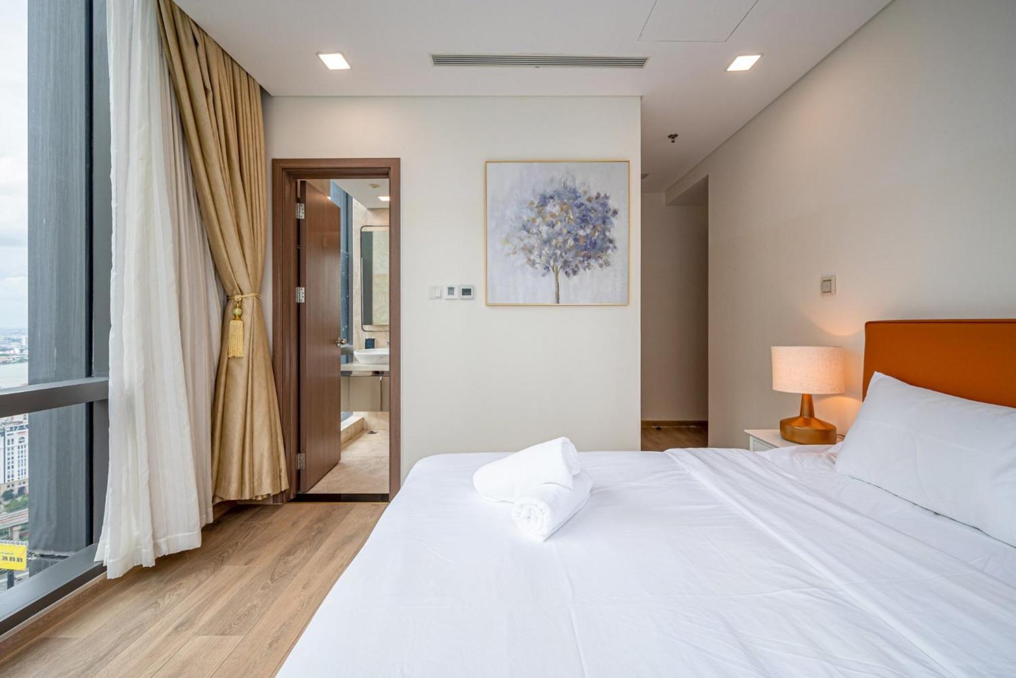 Vinhome Central Park Apartment Хошимин Экстерьер фото